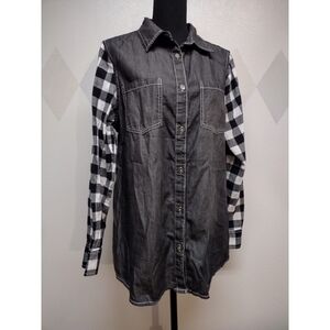 Bleu Bayou button front shirt with buffalo check plaid sleeves & lace back